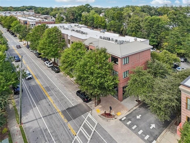 Building Photo - 1430 Dresden Dr NE