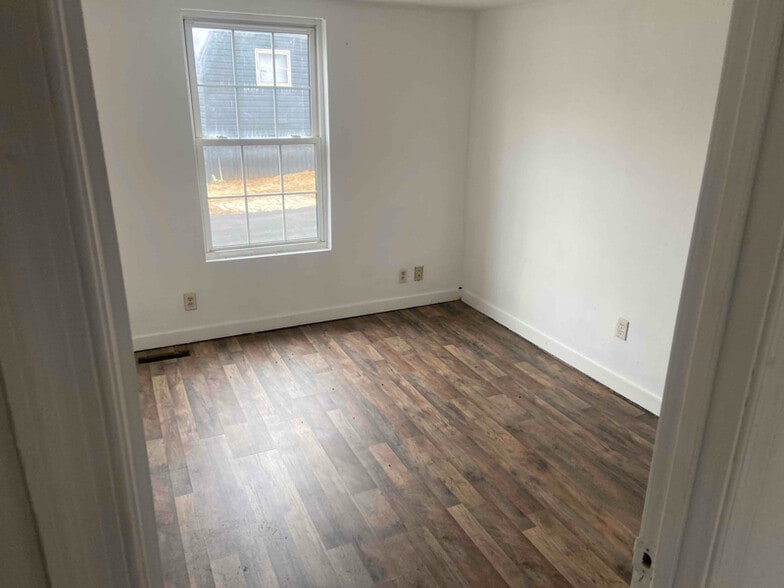 Building Photo - 104 Tattoo Ln