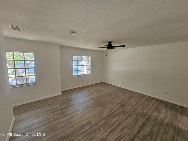 Building Photo - 1406 36th Ave