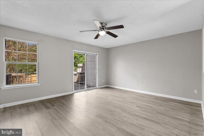 Building Photo - 229 Sherando Cir