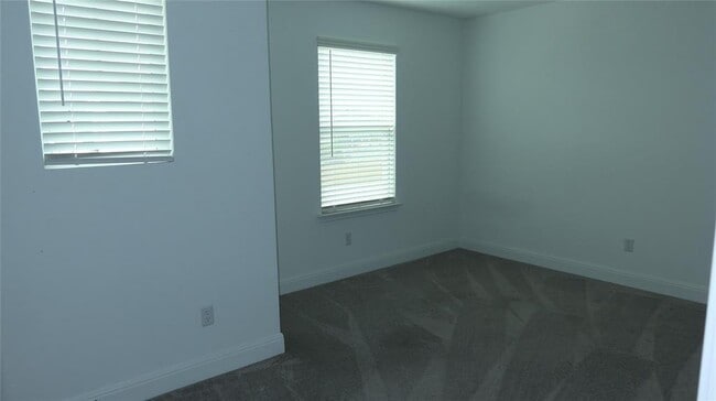 Building Photo - 620 Acuff Ln