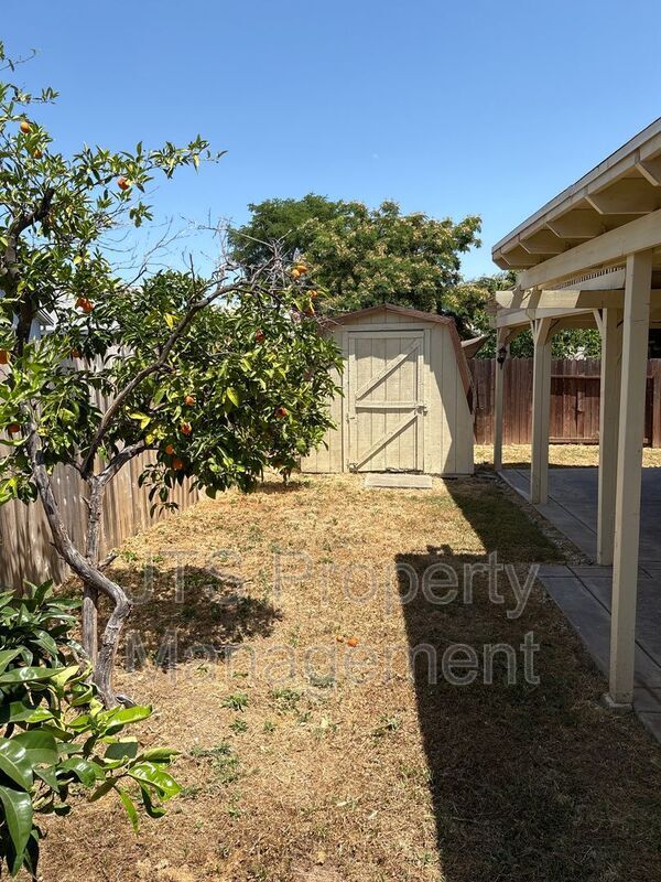 Building Photo - 3709 Lily Hill Ct