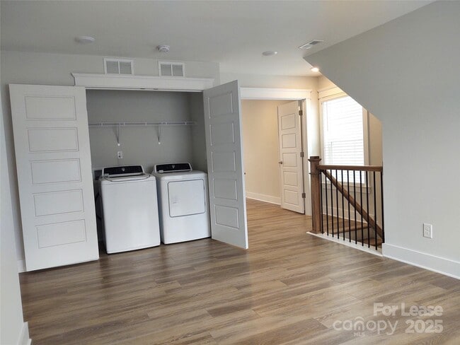 Building Photo - 4013 Belle Landing Rd