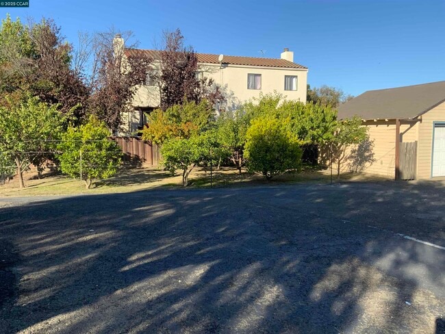 Building Photo - 2680 Appian Way