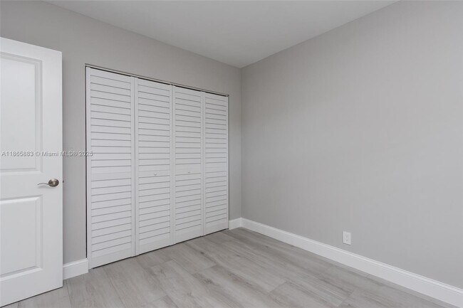 Building Photo - 2474 NW 89th Dr