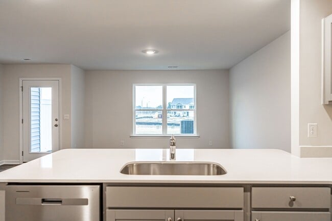 Building Photo - 219 US-1