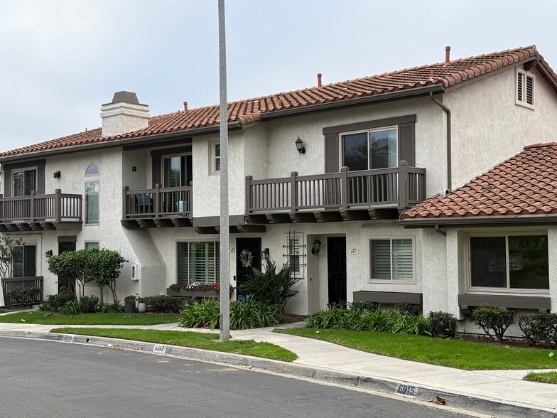 Building Photo - 6917 Pear Tree Dr