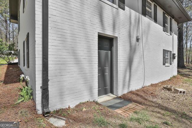 Building Photo - 2366 GA-92