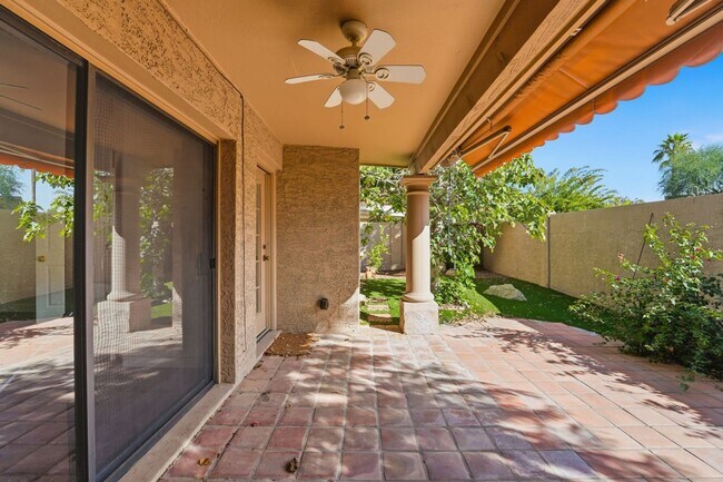 Building Photo - Welcome to this stunning 3-bedroom, 2-bathroom home in the heart of Scottsdale, AZ