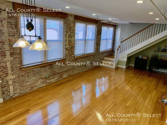 Building Photo - 27 Fayette St