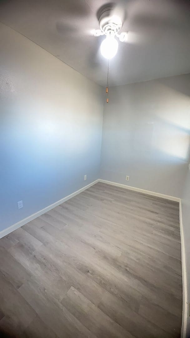 Building Photo - Studio apartment in Oakdale