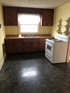 Building Photo - 103 Moelight Dr