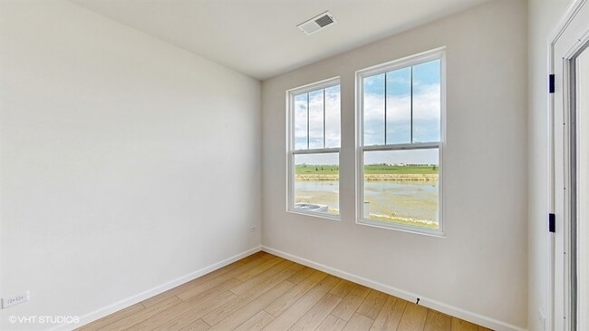 Building Photo - 2307 Ryegrass Ln