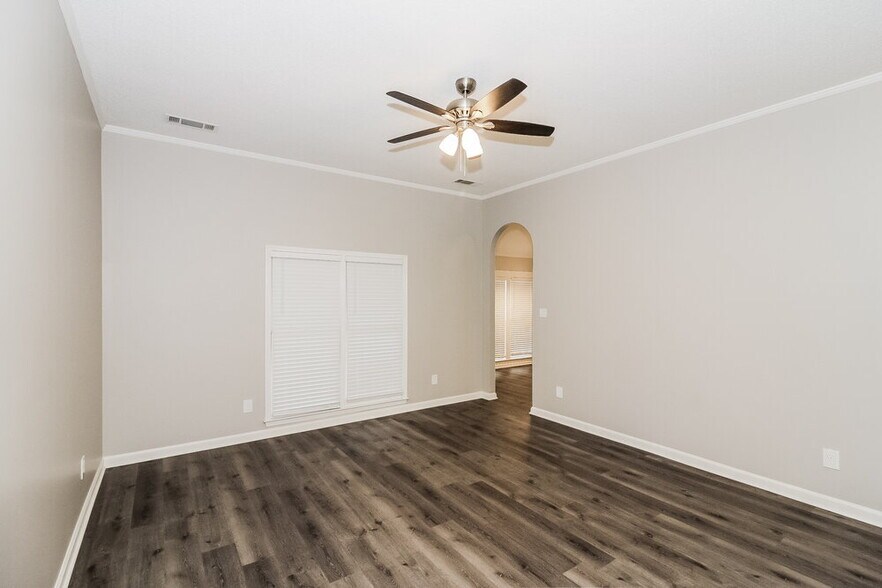 Building Photo - 4954 Harvest Park Dr