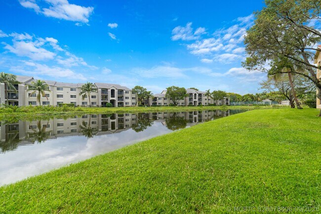 Building Photo - 4151 San Marino Blvd