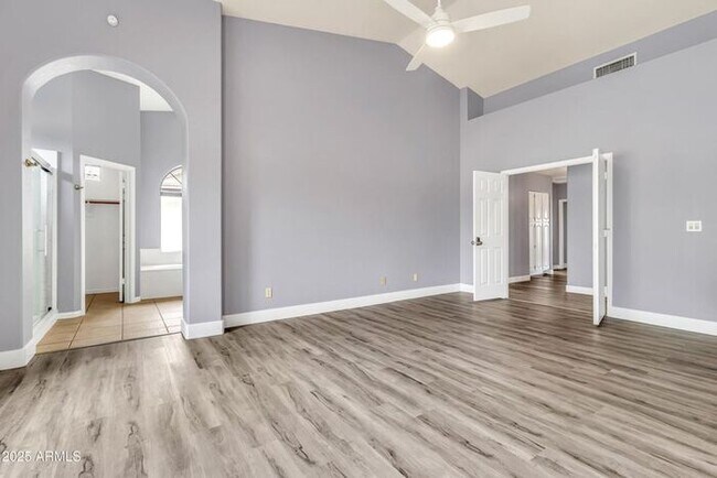 Building Photo - Stunning 4beds/2.5baths single-level home in the heart of Tempe!