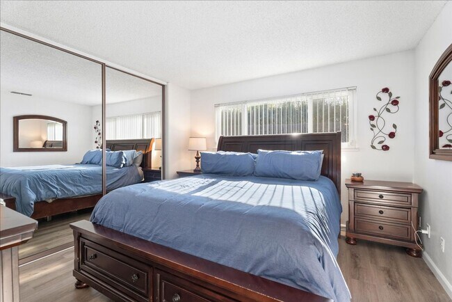 Building Photo - 8077 Cornerstone Way