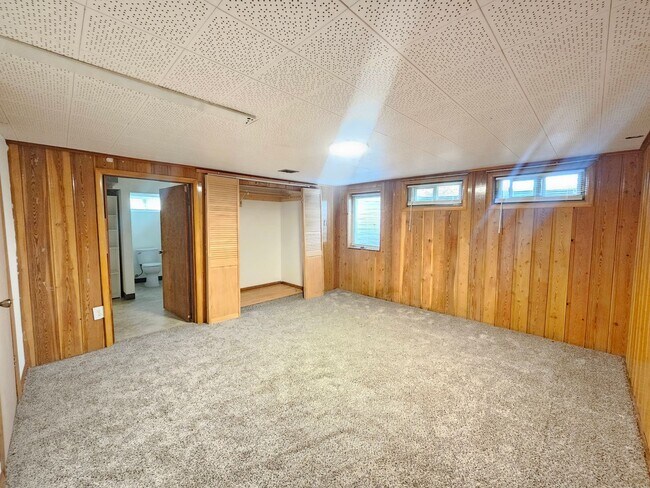 Building Photo - $2,500 - 4 Bed / 2 Bath Beautiful Home in ...