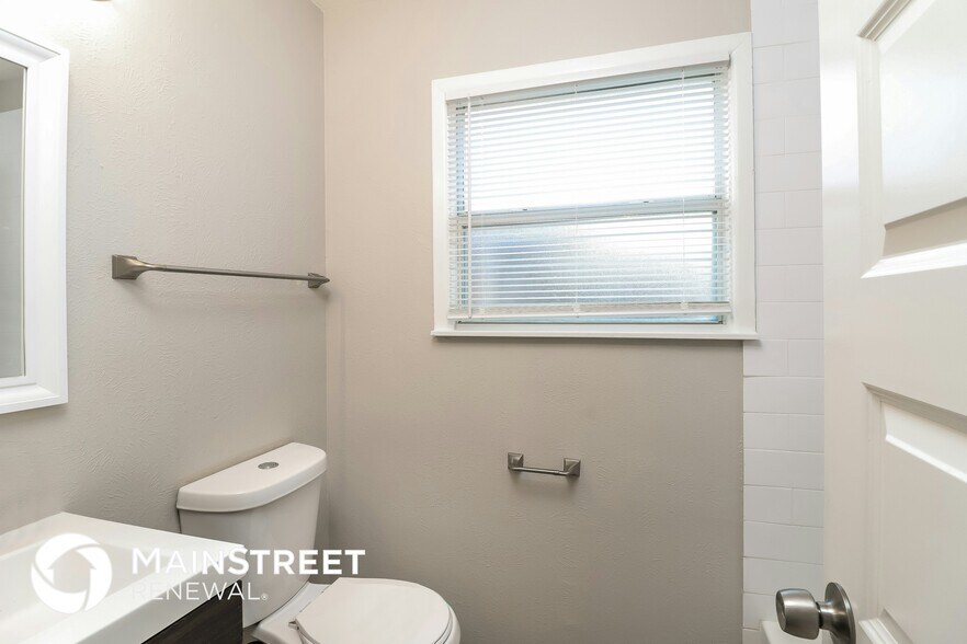 Building Photo - 3961 W Spurgeon St