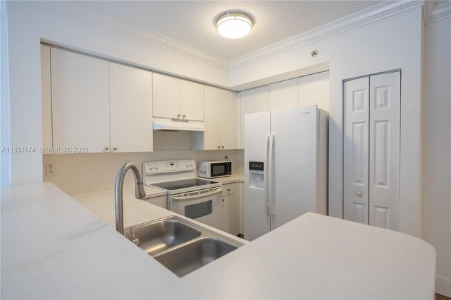 Building Photo - 11050 SW 196th St