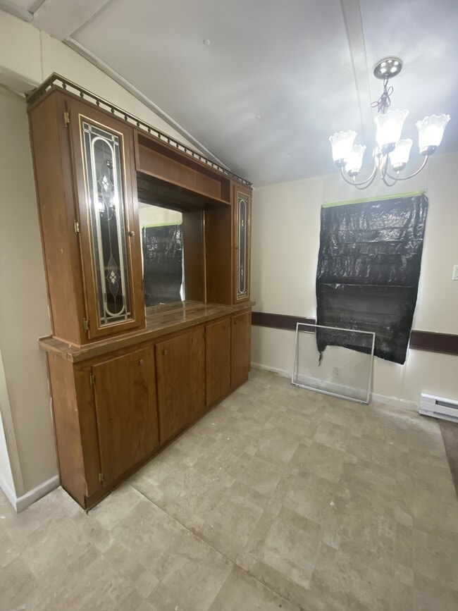 Building Photo - 90 Stowers Ln