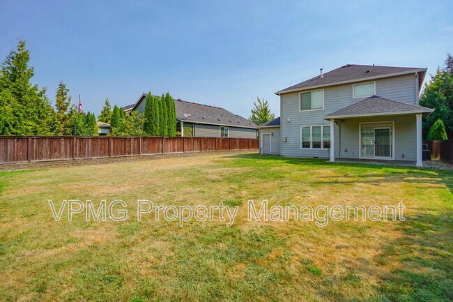 Building Photo - 10002 NE 115th Ave