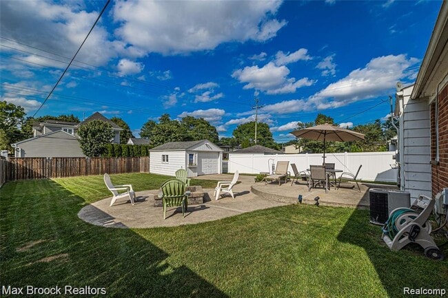 Building Photo - 1773 Villa Rd