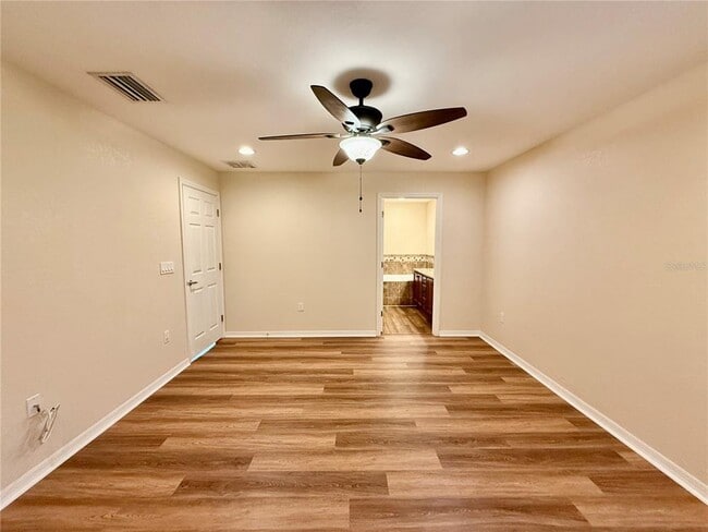 Building Photo - 6054 Merrifield Dr