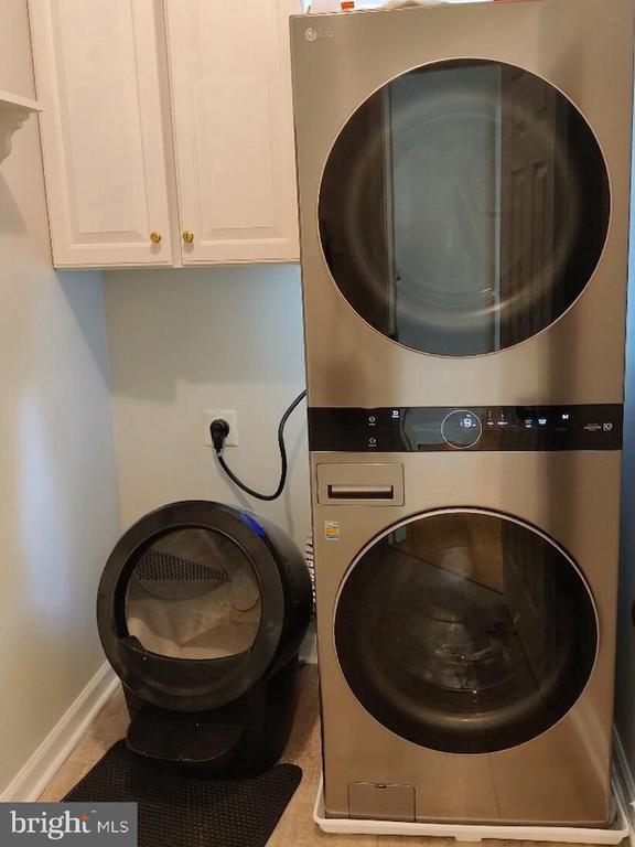 Building Photo - 7500 Tahoe Ct