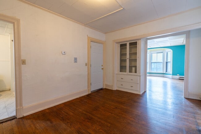 Building Photo - 35 State St