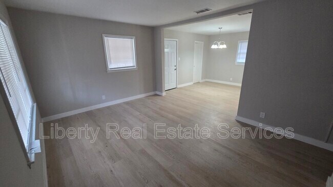 Building Photo - 3625 Belair Rd