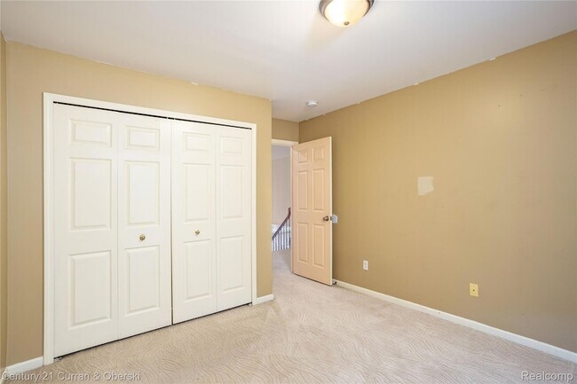 Building Photo - 42104 Echo Forest Dr