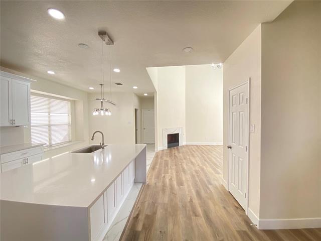 Building Photo - 1622 Mineral Springs Dr