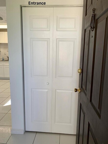 Building Photo - 4958 Alder Dr