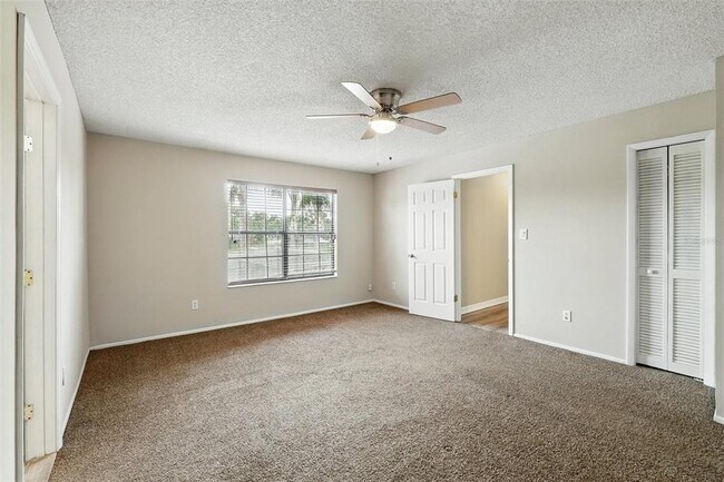 Building Photo - 7925 Tumblestone Dr