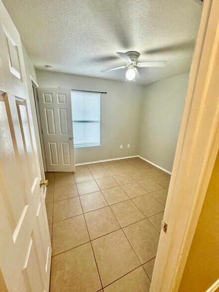 Building Photo - 15309 Kamary Ln