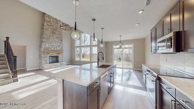 Building Photo - 212 Education Wy