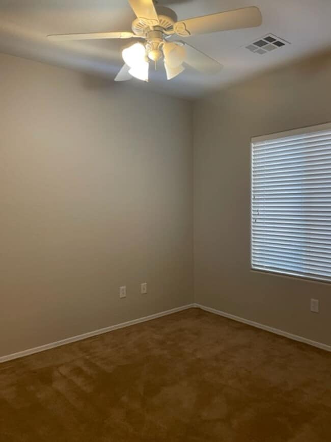 Building Photo - Single story home located in a  55+Communi...