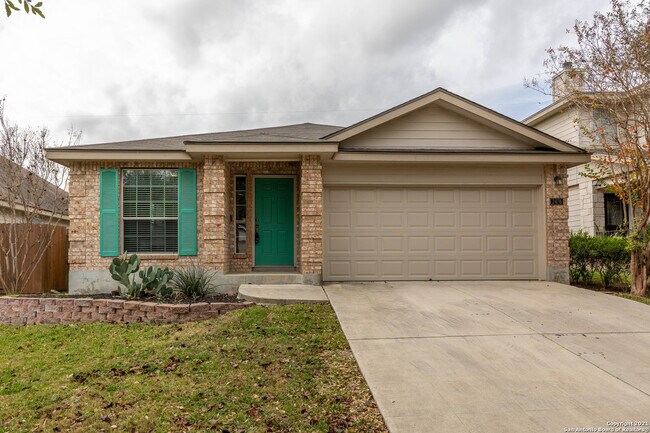 Primary Photo - 2476 Medina Dr