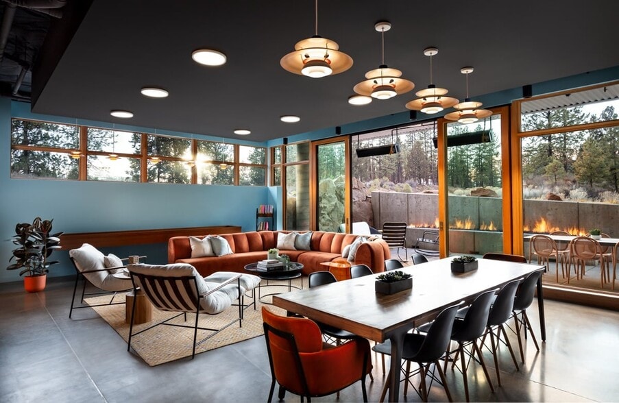 Building Photo - Strata