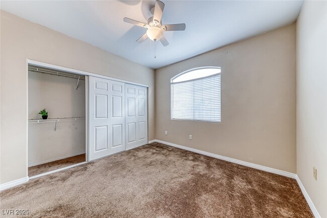 Building Photo - 75 N Valle Verde Dr