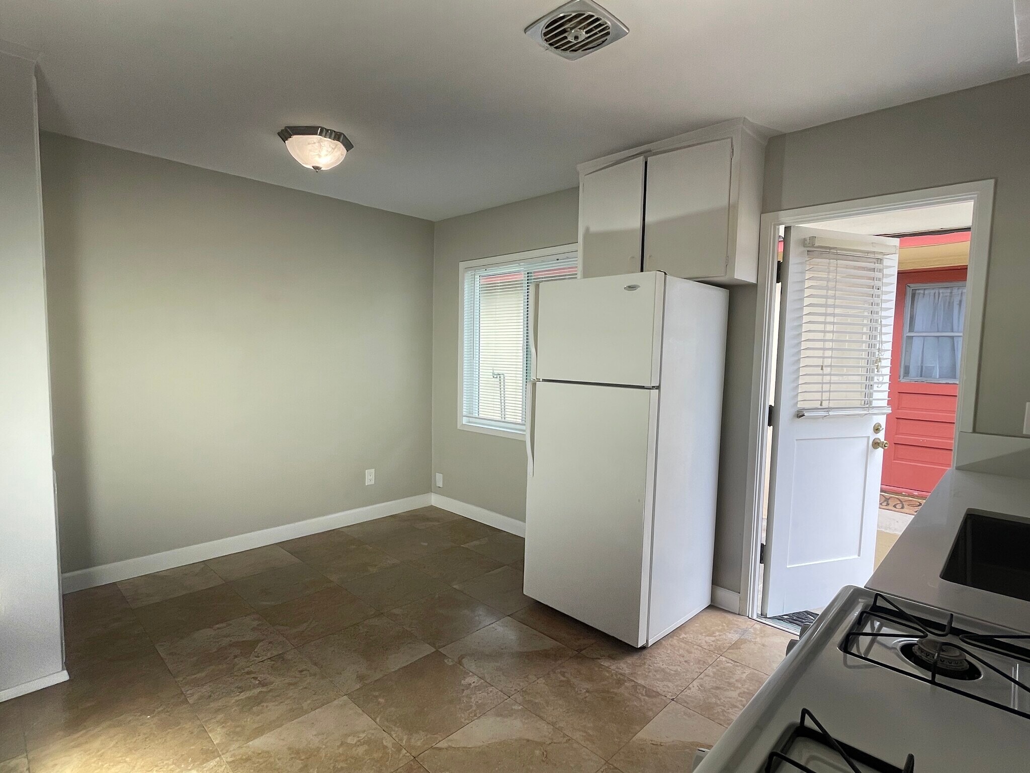 Building Photo - 1159 Felspar St