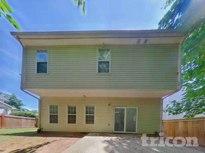 Building Photo - 411 Clearstream Ln
