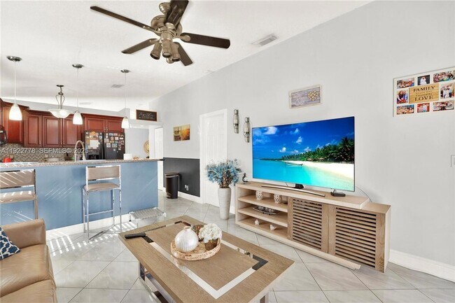 Building Photo - 17101 SW 142nd Pl