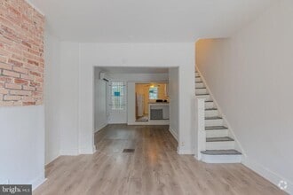 Building Photo - 3204 Hartville St