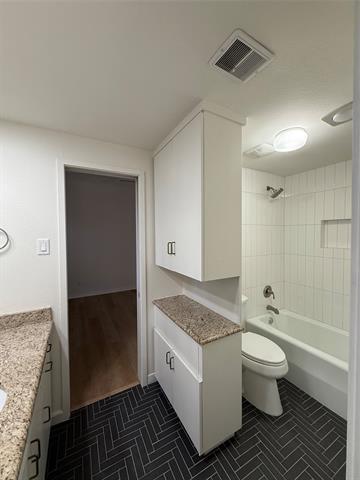 Building Photo - 10527 Sandpiper Ln