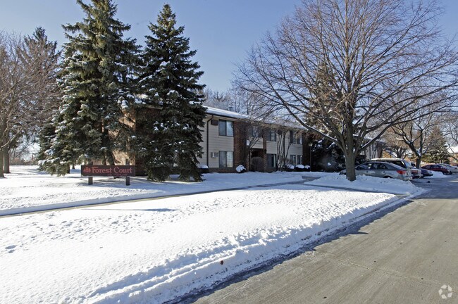 Primary Photo - Forest Court