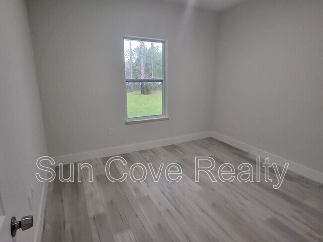 Building Photo - 1604 W Gainsboro Ln