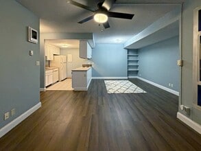 Building Photo - 1313 Lincoln St