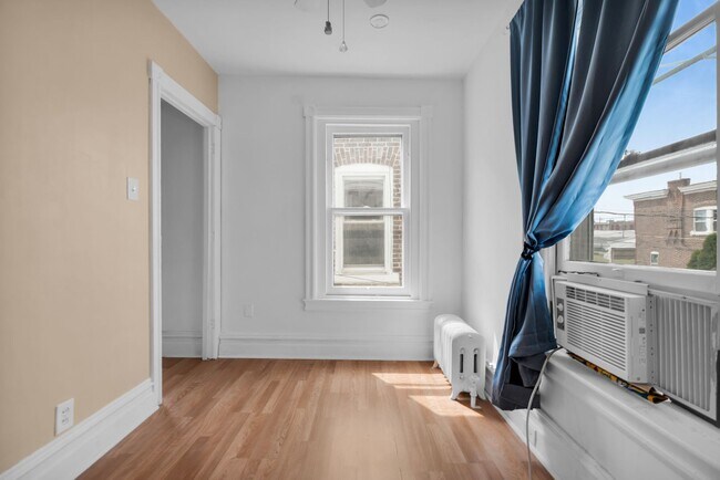 Building Photo - Spacious 3BR Allentown Gem – Comfort & Con...